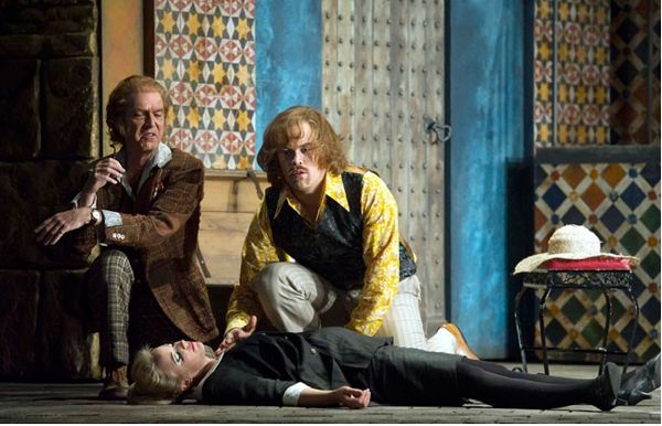 figaro glyndebourne Don Basilio (Alan Oke), Count (Audun Iversen) and Susanna (Lydia Teuscher). Photo by Alastair Muir.